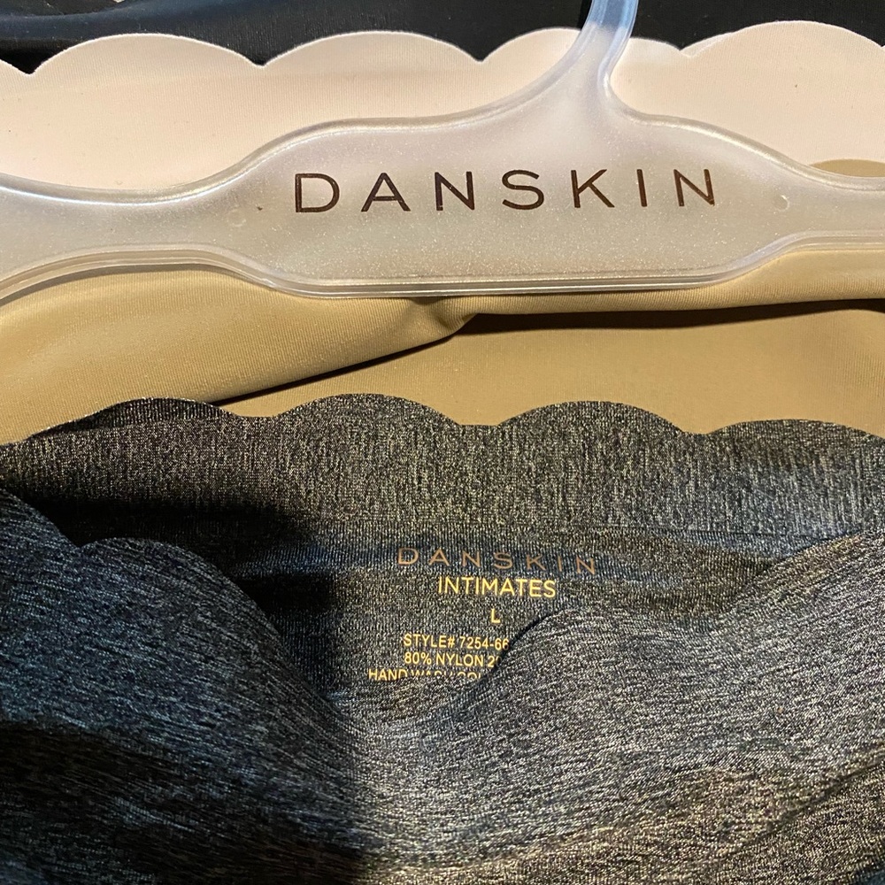 New pack of 3 Danskin thong underwear size  large
